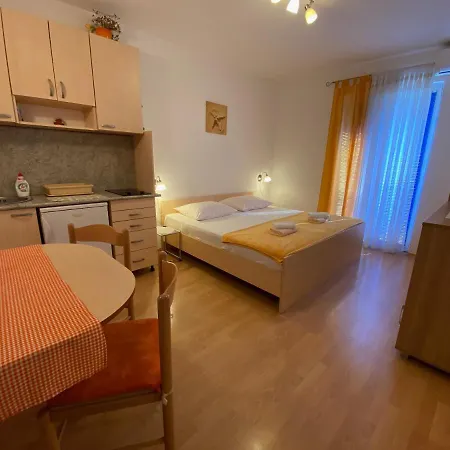 Apartment Luna *