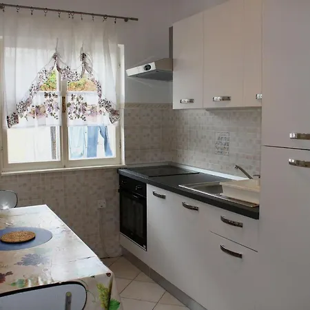 Luna Apartment
