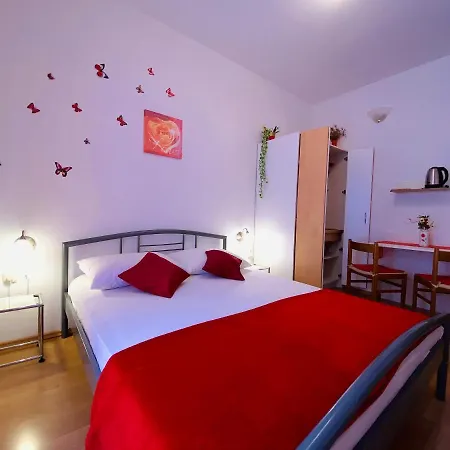 Apartamento Luna Pag Town